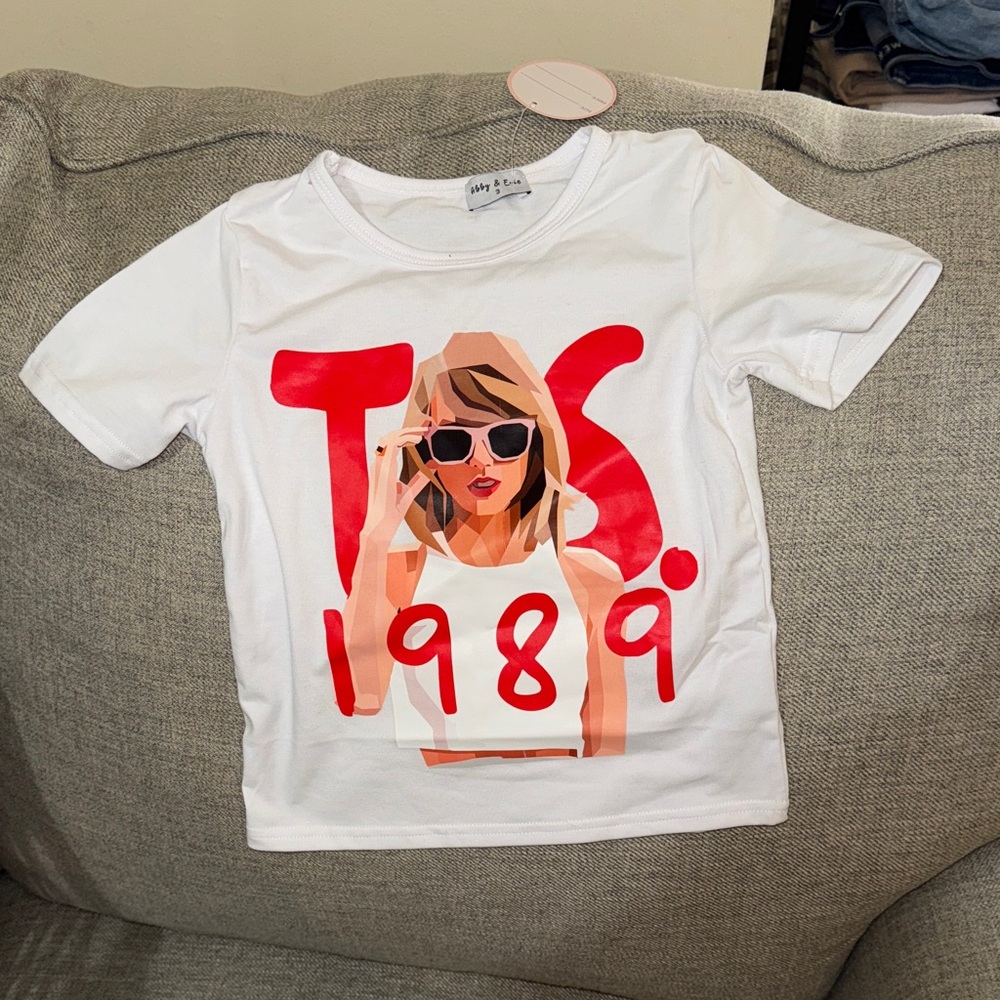 Abby&Evie Trendy Kids White Graphic T-Shirt